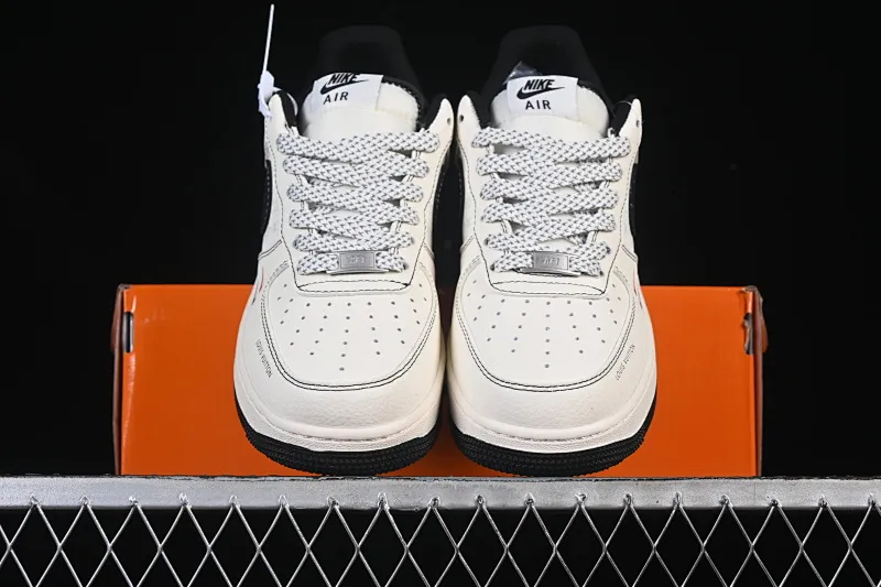 All categories Nk Air Force 1 Air Force series Nk Air Force 1 Low Air Force low top Nike Air Force 1'07 Low LV co-branded printed beige black and red Air Force 1 low-top casual sneakers MZ9588-812